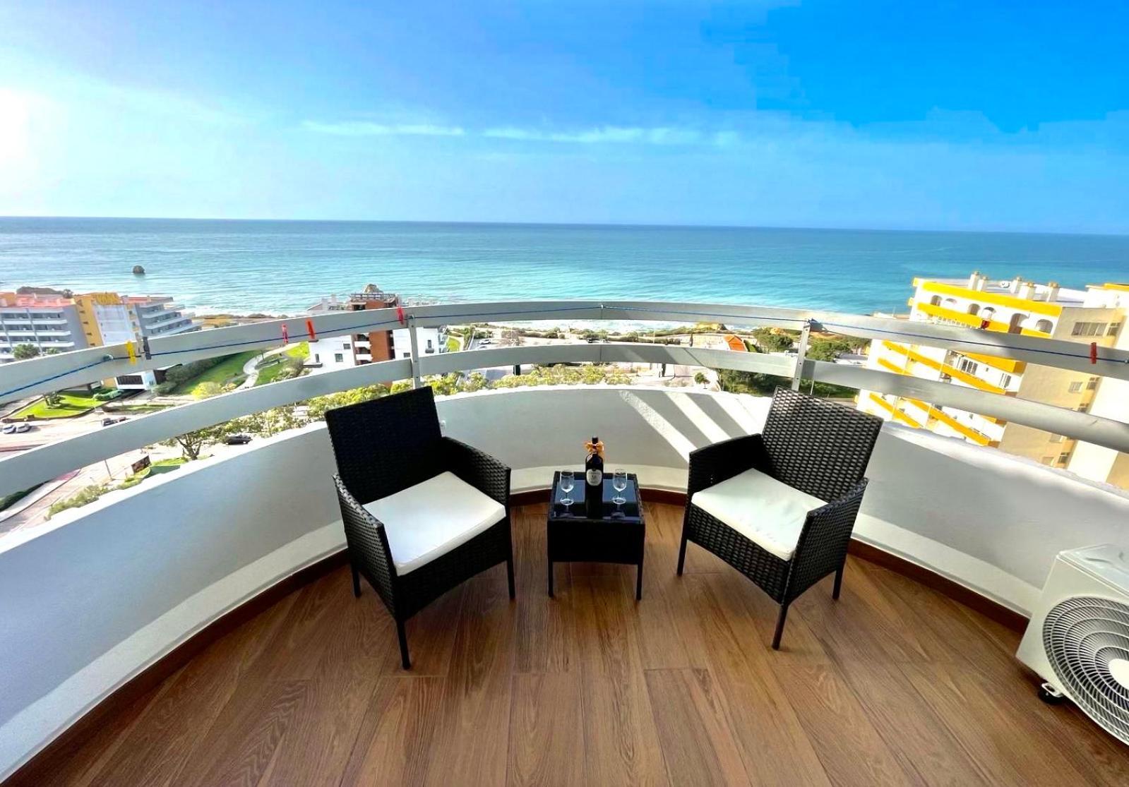 Top Ocean View Apartment - Amazing Sunset - Modern Style - Pool & 200M To Beach Portimao Exterior photo